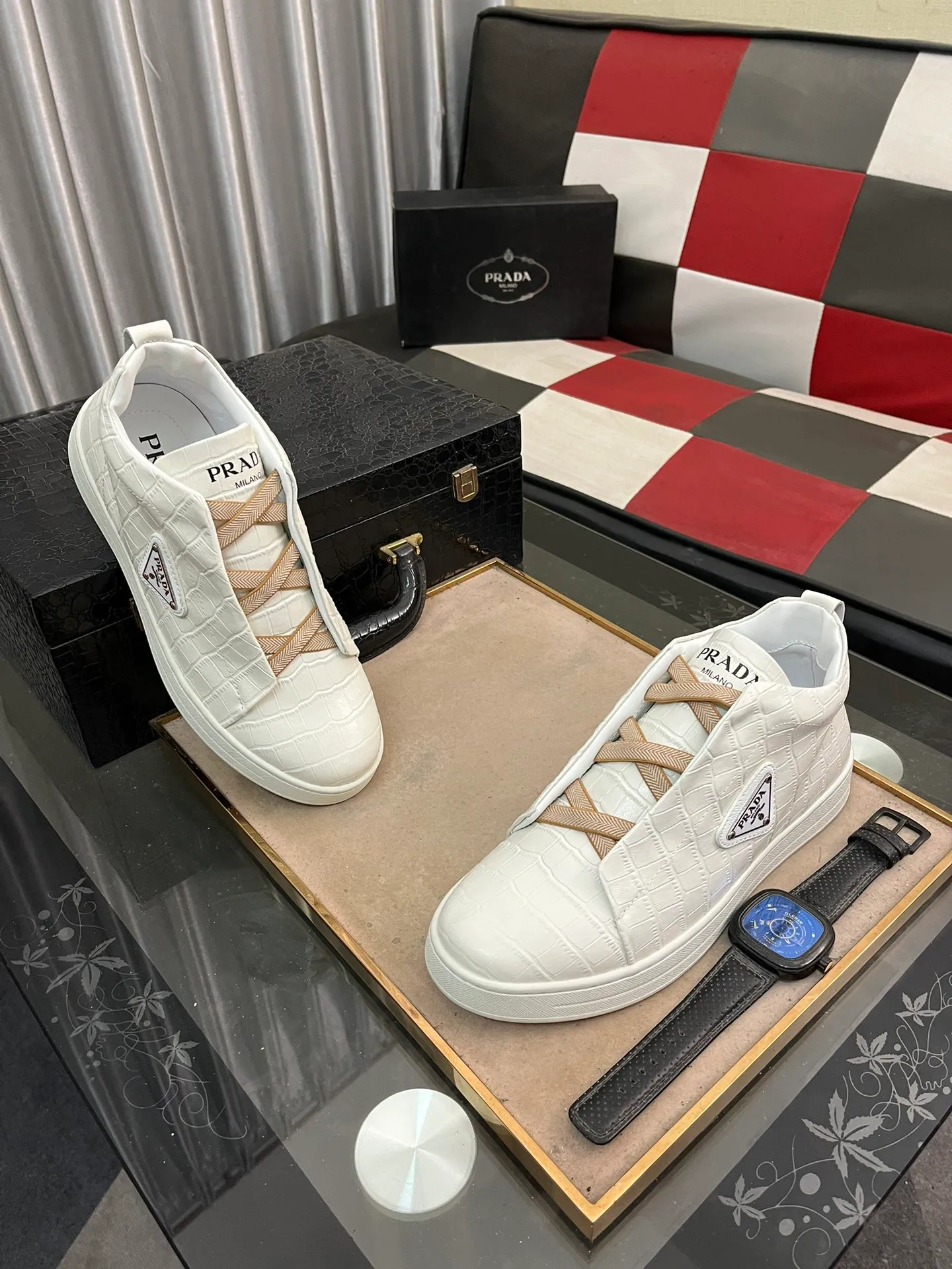 Men's shoes 💰580⌚️⌚️【PRADA】Prada - High-end quality casual sports shoes - Upper: calfskin shoe body with brand metal fasteners, - Inner lining: breathable leather lining - Outsole: ultra-light TPU foam·rubber; molded outsole -Super high quality control·Fine workmanship: highlighted (high-end·luxury·grade) -Size: 38-443️⃣Colors available